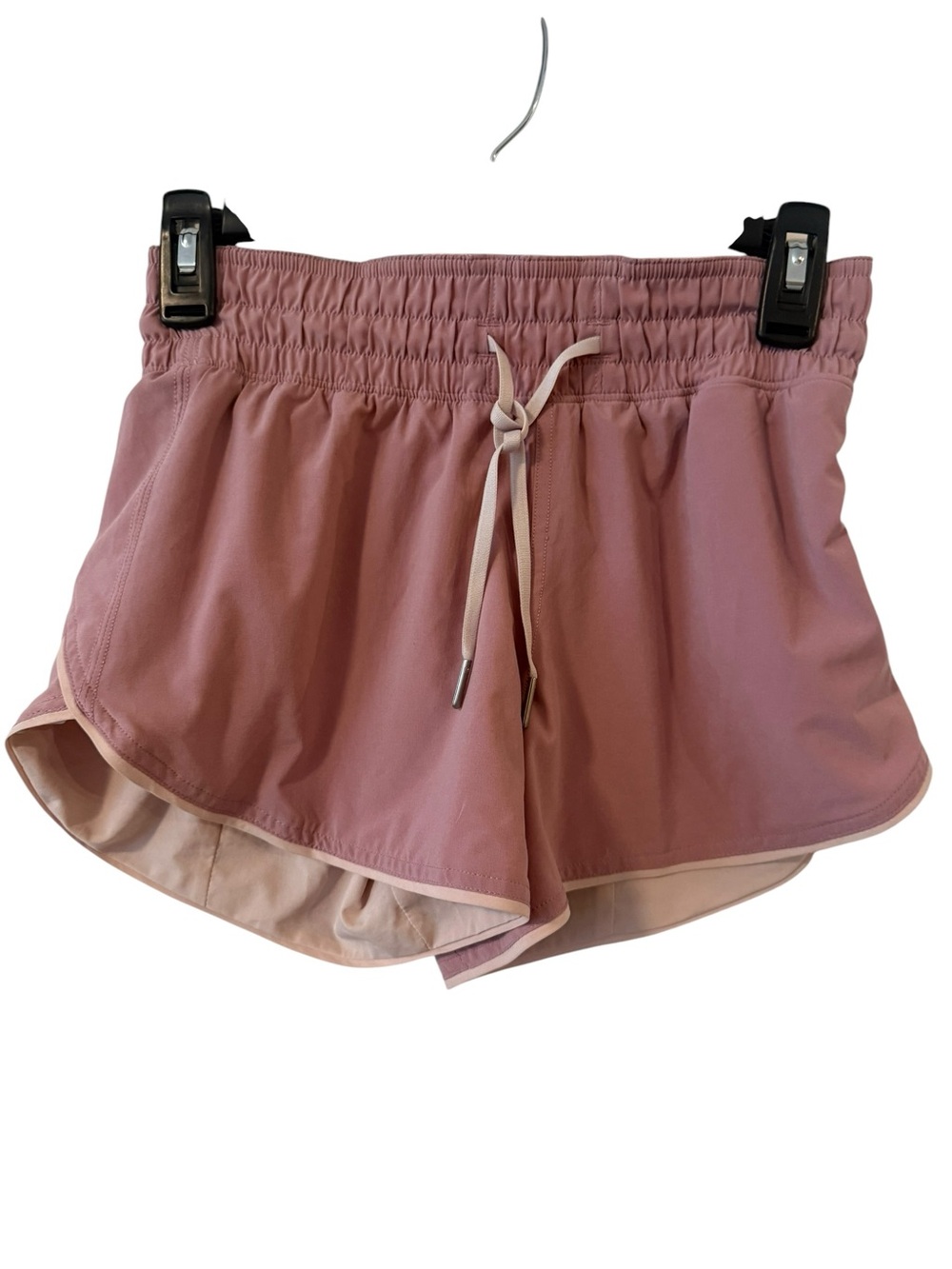 Lululemon Women’s Pink Drawstring Active Shorts reversible like new size 2